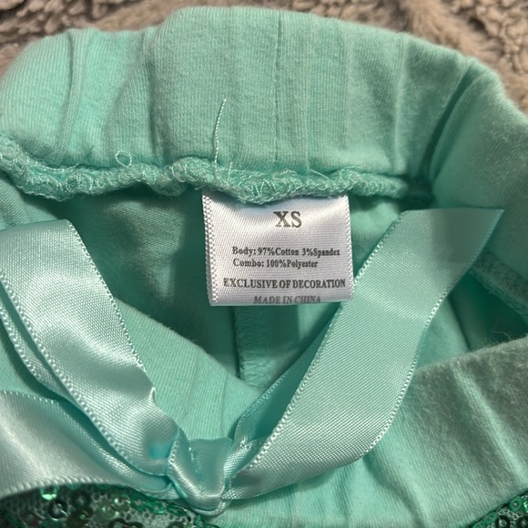 Boutique outfit size XS - Picture 5 of 5